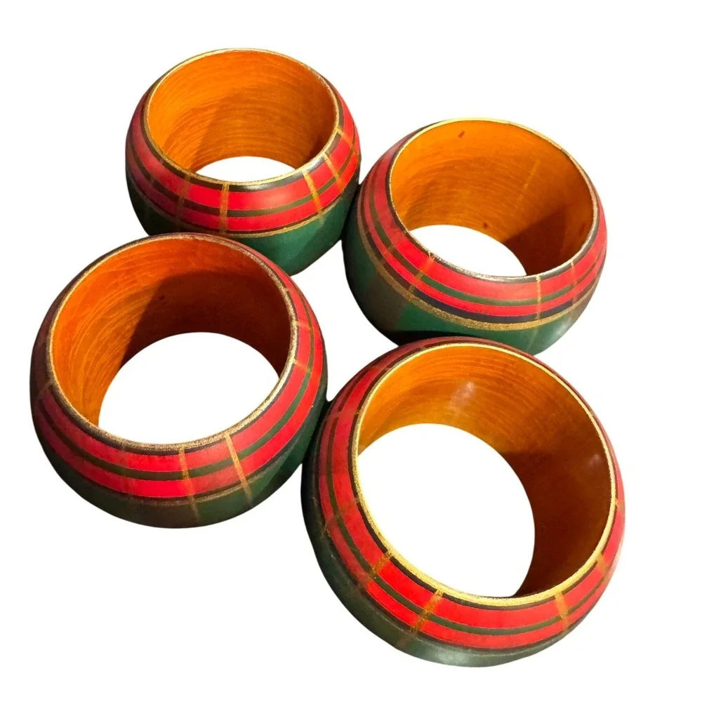 Vintage Wooden Plaid Napkin Rings Set of 4 Green Red Gold Tartan Christmas Decor